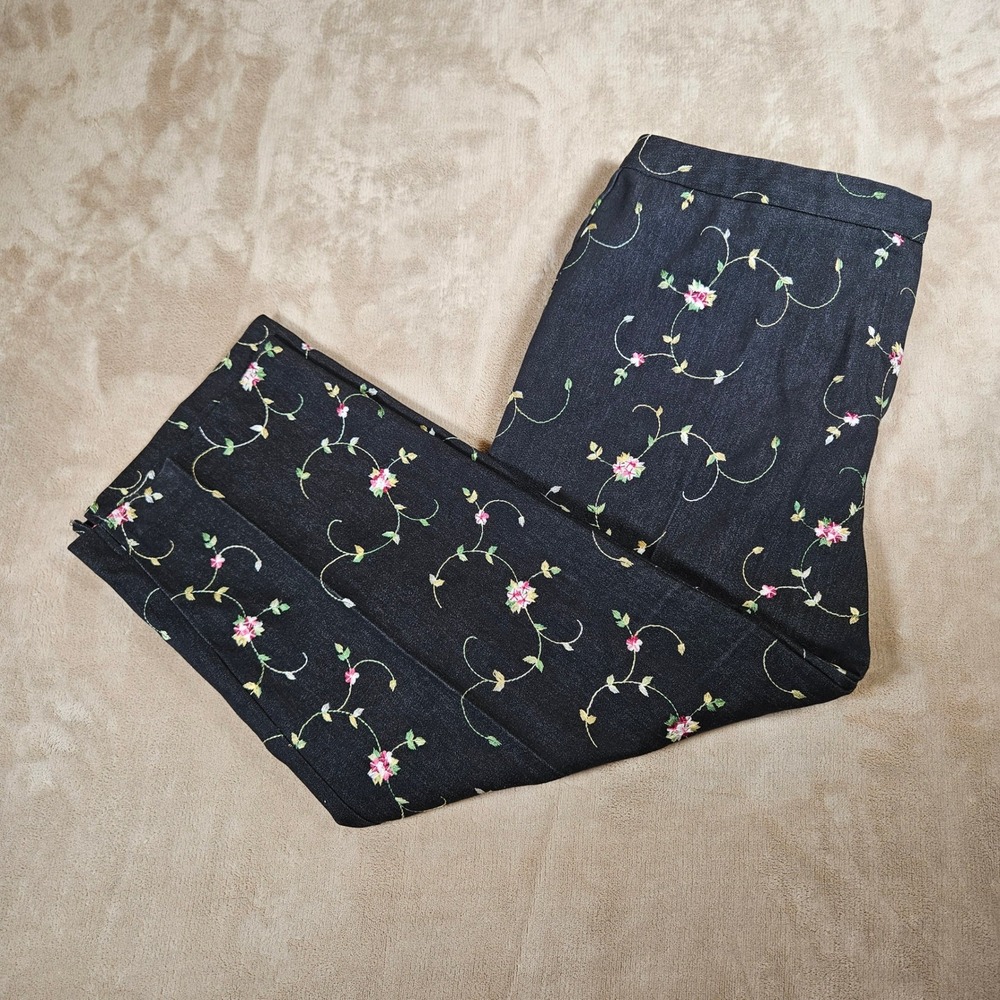 Versailles NY Floral Embroidered Dark Wash Cropped High Rise Pants Vintage